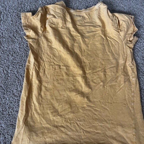 Universal Threads tee - Picture 5 of 5